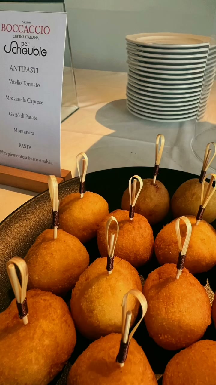 Arancini Dorati al Buffet